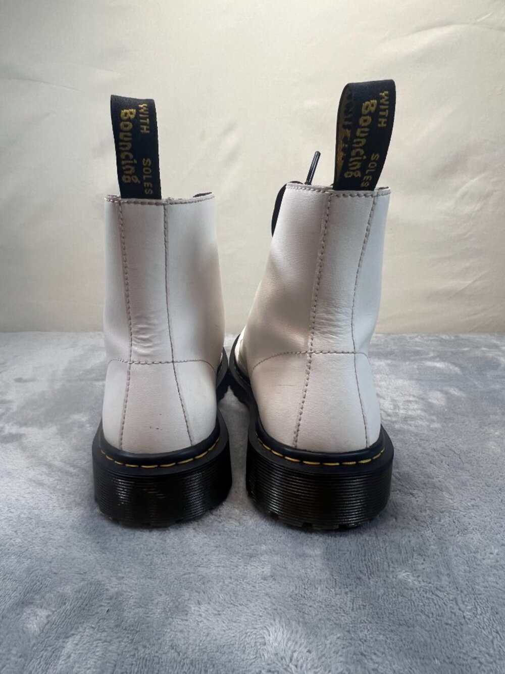 Dr Martens Luana AirWair white boot with yellow trim sz 8 - Picture 5 of 8